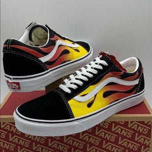 •VANS OLD SKOOL FLAME Black/Black true White wmns
